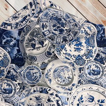 Load image into Gallery viewer, TABLECLOTH BLUE PLATES