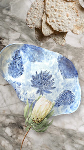 CERAMIC PLATE - PROTEA BLUE