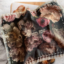 Load image into Gallery viewer, CHALLAH COVER - LEORA