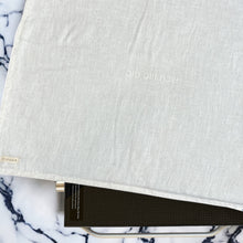 Load image into Gallery viewer, HOT TRAY DUVET - SARAH