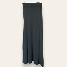 Load image into Gallery viewer, FINE KNIT MAXI SKIRT SET