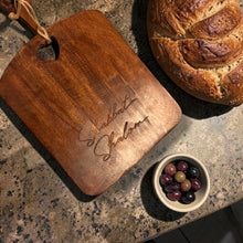 Load image into Gallery viewer, CHALLAH BOARD - SHABBAT HEART