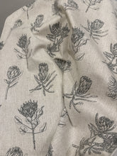 Load image into Gallery viewer, TABLECLOTH COTTON PROTEA