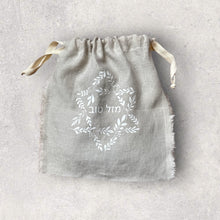 Load image into Gallery viewer, CHUPPAH SMASH BAG AND GLASS - MAZEL TOV STAR