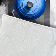 Load image into Gallery viewer, HOT TRAY DUVET - SARAH
