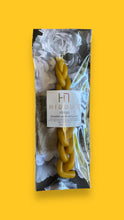 Load image into Gallery viewer, HAVDALAH CANDLE AND SPICES - HONEY YELLOW