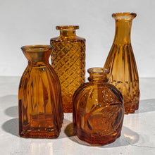 Load image into Gallery viewer, GLASS BUD VASE
