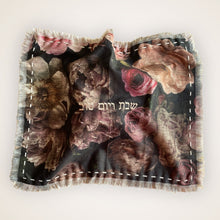 Load image into Gallery viewer, CHALLAH COVER - LEORA