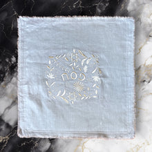 Load image into Gallery viewer, LINEN PESACH MATZAH COVER - BLUE SILVER