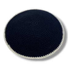 Load image into Gallery viewer, KIPPAH CROCHET - WHITE BORDER
