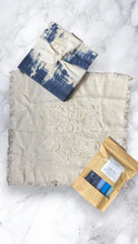 Load image into Gallery viewer, NAPKINS -  LINEN TEXTURED ABSTRACT BLUE