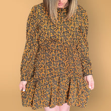 Load image into Gallery viewer, FLORAL LONG SLEEVE DRESS