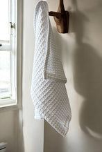 Load image into Gallery viewer, NETILAT TOWEL - WHITE COTTON WAFFLE