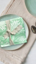 Load image into Gallery viewer, NAPKINS -  LINEN TEXTURED PROTEA GREEN