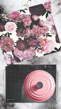 Load image into Gallery viewer, HOT TRAY DUVET - PEONY