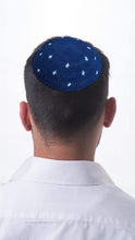 Load image into Gallery viewer, KIPPAH - CROCHET NAVY BLUE FLOWER