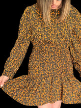 Load image into Gallery viewer, FLORAL LONG SLEEVE DRESS