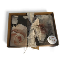 Load image into Gallery viewer, NAPKINS - LINEN ROSE