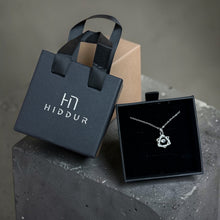 Load image into Gallery viewer, MAGEN DAVID NECKLACE