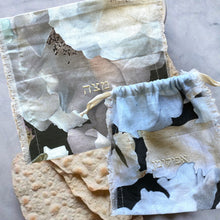 Load image into Gallery viewer, LINEN EMBROIDERY MATZAH COVER - ORA